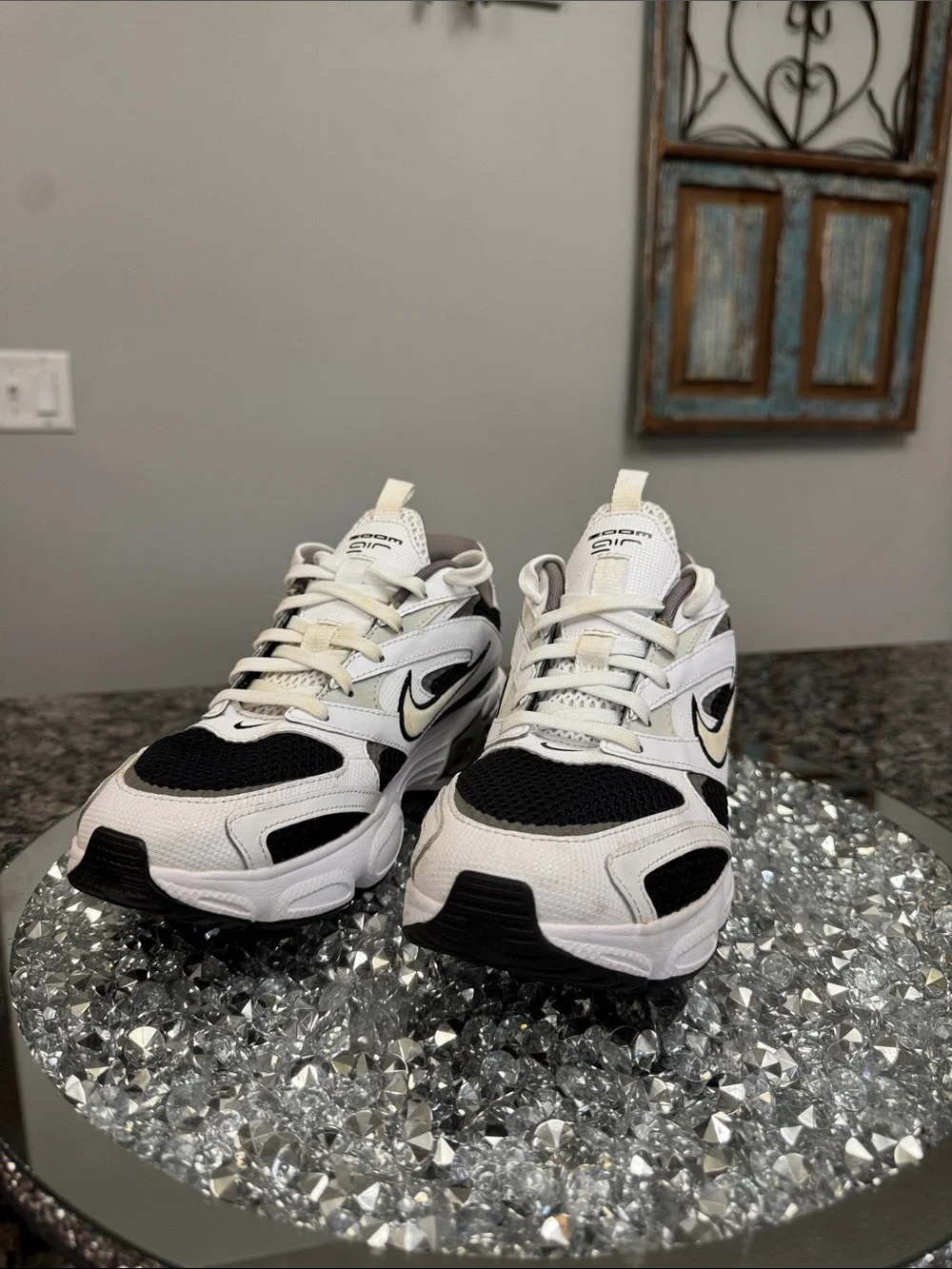 Nike Air Zoom Fire White and Black Sneakers EUC 8